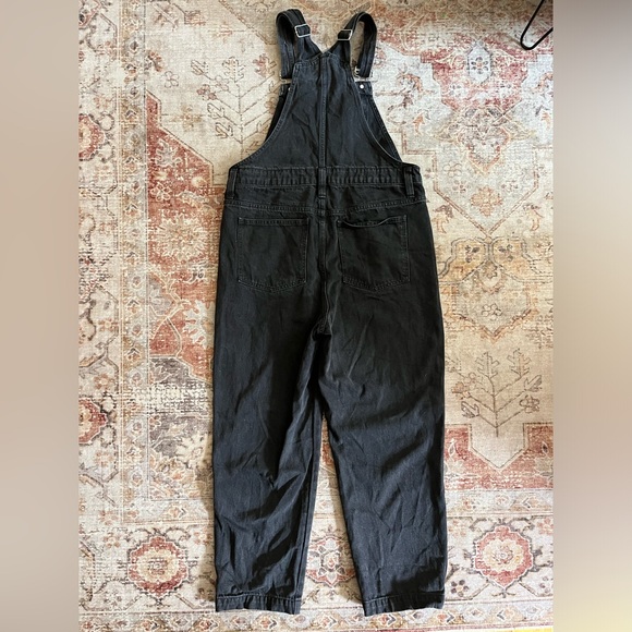 Madewell Straight-Leg Overalls in Lunar Wash - Picture 8 of 8